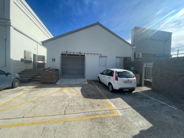 To Let commercial Property for Rent in North End Eastern Cape